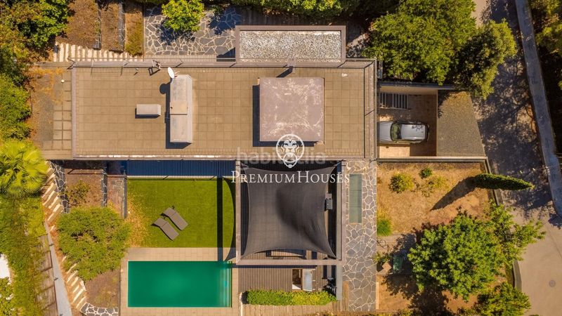 Foto 79ee3a61-b2b5-4eb0-a258-f316d80f973d. Casa amb calefacció aparcament piscina a Premià de Dalt