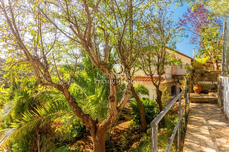 Foto 2e7a876a-cbc7-4859-bd9a-c0dd3565816d. Casa  en venta en Sant Cebrià de Vallalta