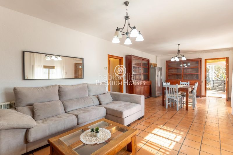 Foto f4232629-a9e8-4ab5-a182-35c3d125e153. Casa  en venta en Sant Cebrià de Vallalta