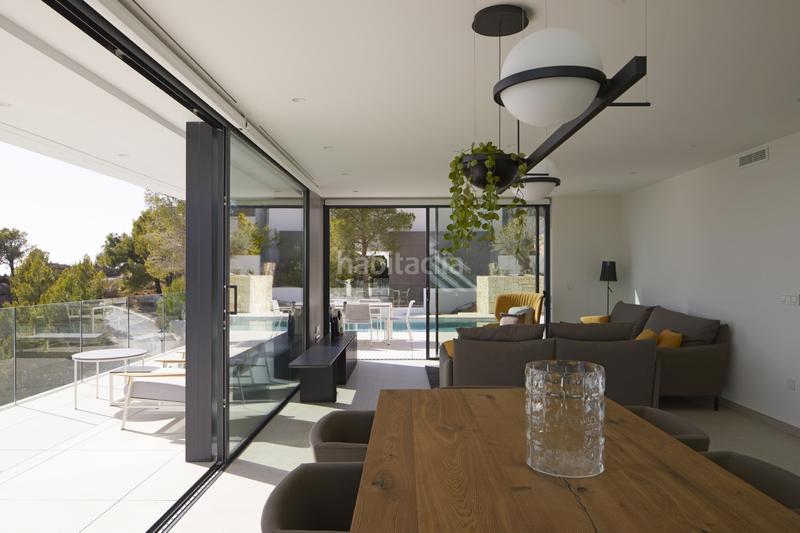 Foto e10fbc4f-403e-49b6-b144-64ee7e586831. Chalet with pool in Altea la vella Altea