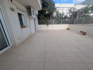 Apartament a Alcanar. Piso en zona escuelas con terraza
