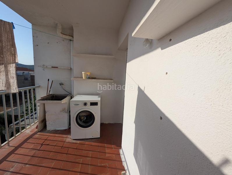 Foto 01d13a3e-e356-48e4-bf17-c32864b01bfd. Piso amplio piso en ronda del remei en Alcanar