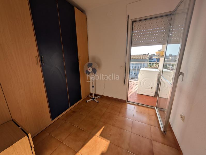 Foto b70fcee1-c326-4907-9eac-8600746c773d. Piso amplio piso en ronda del remei en Alcanar