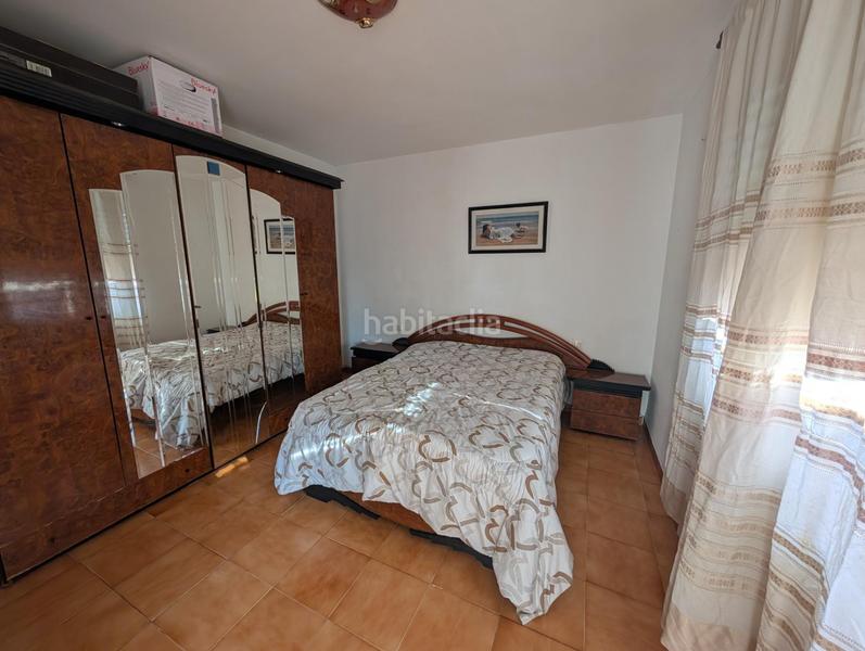 Foto f376ac4c-46ff-4a06-8463-37f522704ce0. Piso amplio piso en ronda del remei en Alcanar
