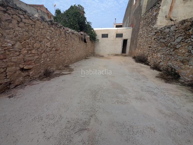 Foto 1fc75b98-21da-407d-83d1-aa9a727aa72c. Aparcament cotxe a Alcanar