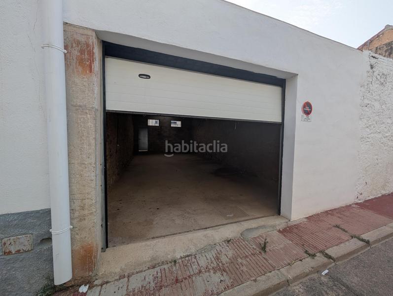 Foto e6dee9b7-80d9-47bc-8434-cc458023d83e. Aparcament cotxe a Alcanar