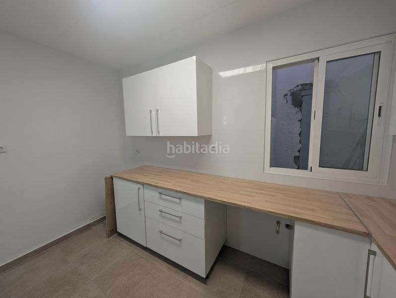 Foto defc8e7c-8c01-4d58-bf59-311404890db9. Casa a Alcanar