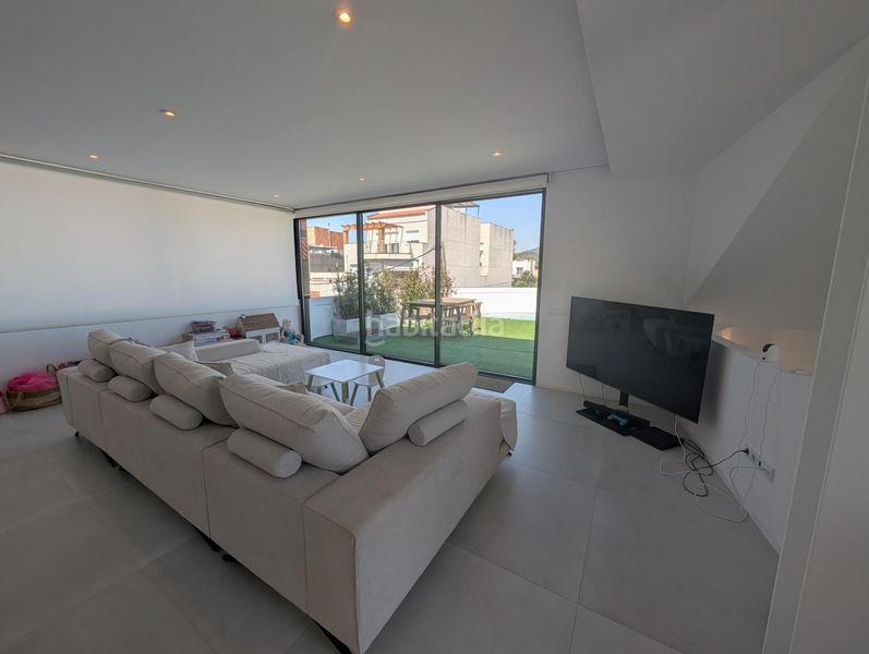 Foto 0d728286-fc18-4e19-82d6-ebd655e8a900. Casa amb aparcament a Alcanar