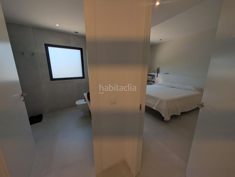 Foto 1a2e6aed-e080-461e-b220-0f5d5135eebe. Casa amb aparcament a Alcanar