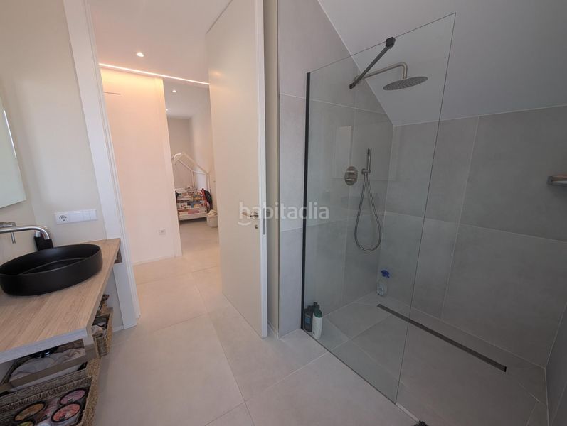 Foto 74bc1c01-50b3-4a37-8b29-35ca8bbd2794. Casa amb aparcament a Alcanar