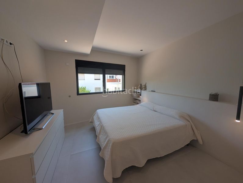 Foto 9fe1577e-f49e-4917-be01-42f4895610e3. Casa amb aparcament a Alcanar