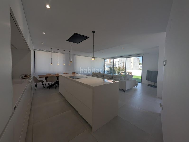 Foto d8ac1778-295e-400e-a52d-acda5b393d79. Casa amb aparcament a Alcanar