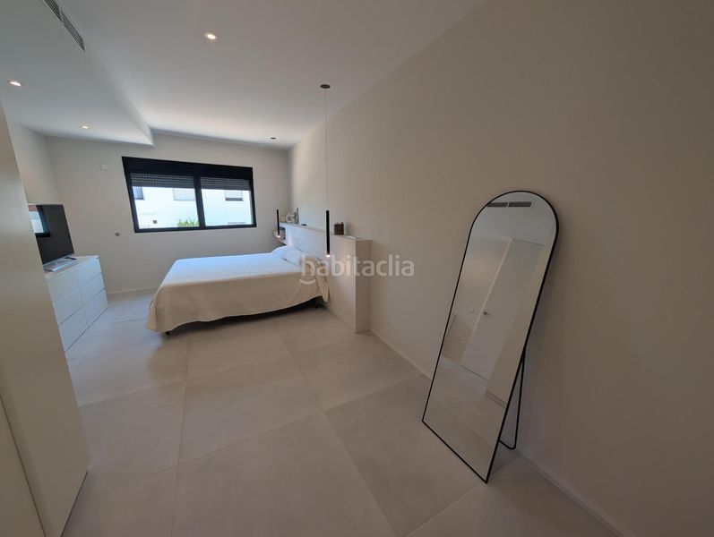 Foto e0410c65-32b2-4a75-8b0f-d9c5fe0378a0. Casa amb aparcament a Alcanar