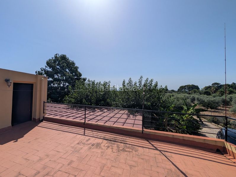 Foto 15c441e5-8d32-456f-b0a7-93ecce99c0d4. Country house with parking in Alcanar