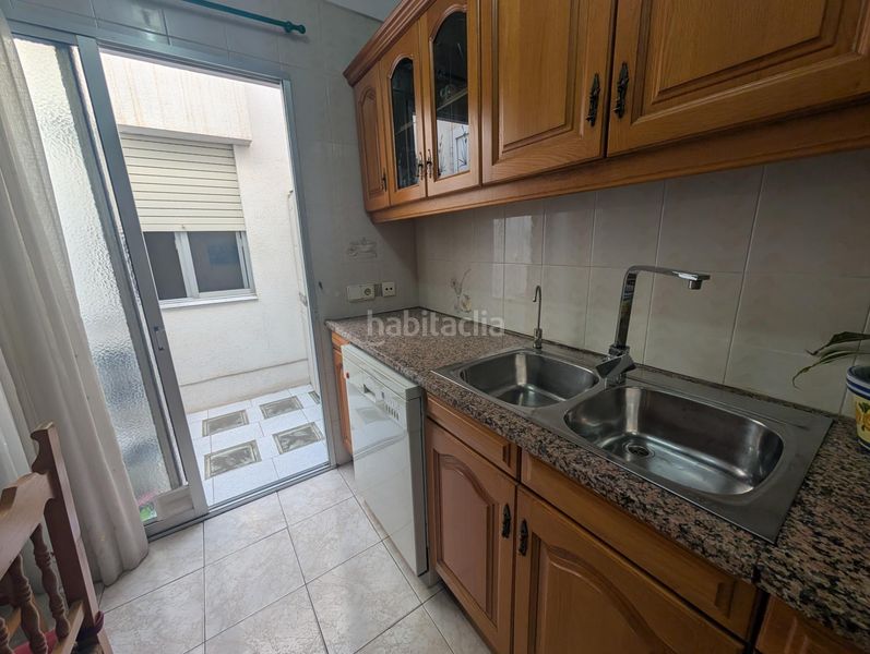 Foto 8eedda45-9099-4a33-9cdb-e65a34c57002. House with parking in Alcanar