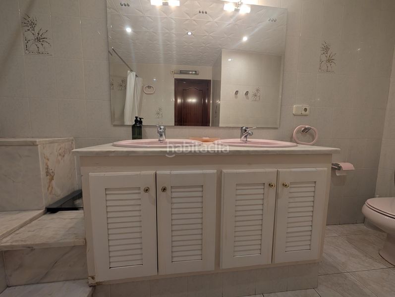 Foto 976743a9-bfee-43dc-ba43-77c14c3e5e8f. House with parking in Alcanar