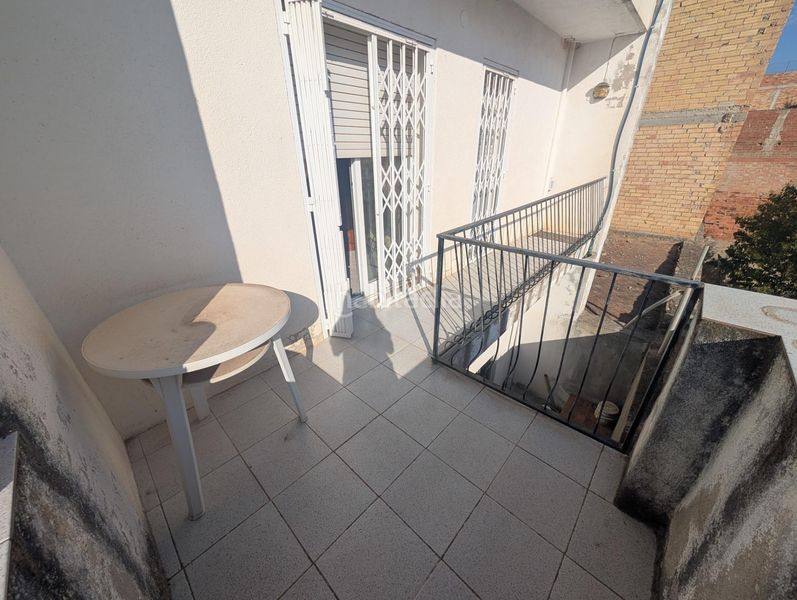 Foto f273a09a-7477-4097-8a9d-86cfde6b7e96. House with parking in Alcanar