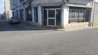 Local Comercial a Alcanar. Local comercial con potencial