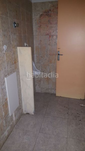 Foto b2b4592e-f7ce-42a4-87be-95720cc668f8. Local comercial a Alcanar