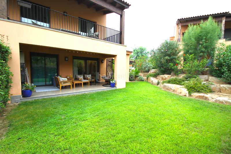 Foto b7946fca-d3ce-444a-aa4e-271b4c421b13. Building with pool in Bonmont Terres Noves Mont-roig del Camp