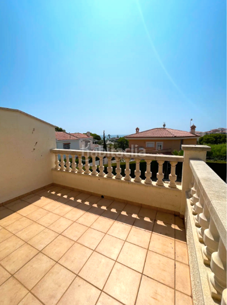 Foto 58faedd3-752f-4f70-be12-3c4f135991e5. Casa pareada en Pino Alto Miami Platja