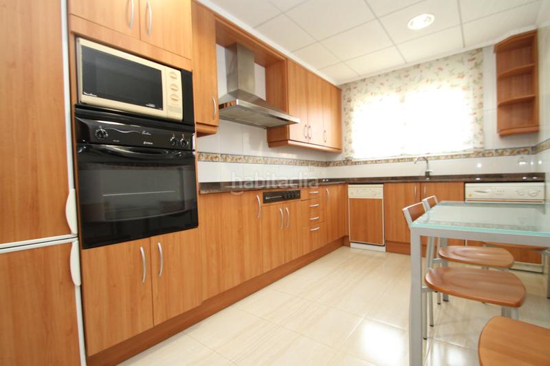 Foto d14c4844-68fd-48a8-b517-7f84acf88079. Casa pareada en Pino Alto Miami Platja