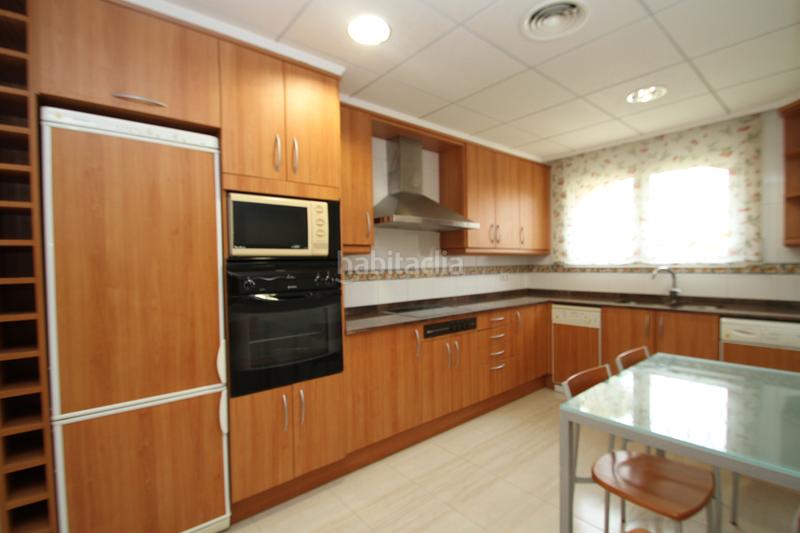 Foto d59d7a6a-03e5-4b29-ac49-24eef4b344b4. Casa pareada en Pino Alto Miami Platja