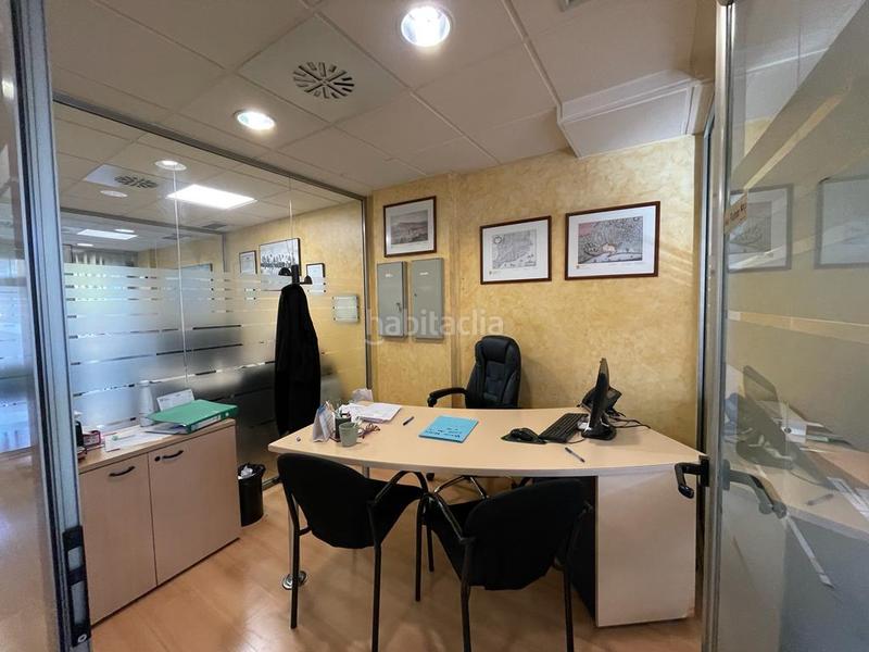 Foto 7c98edc3-1763-48d3-b988-de84b326e30a. Oficina s en venta en mollet del valles en Mollet del Vallès