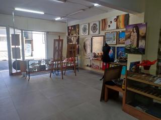 Local Comercial a Collegis Nous. Local en venta en mollt del valles