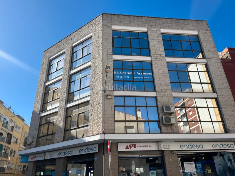 Foto 700bc8bc-0d5e-477c-afda-7b4533d65472. Alquiler local comercial oficinas en alquiler en mollet del valles en Mollet del Vallès