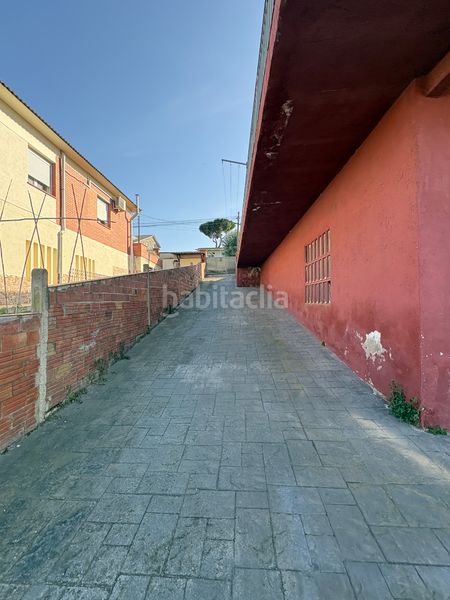 Foto a016056f-8415-4882-8155-956a2501bd1f. Casa amb xemeneia calefacció aparcament piscina a Lliçà de Vall