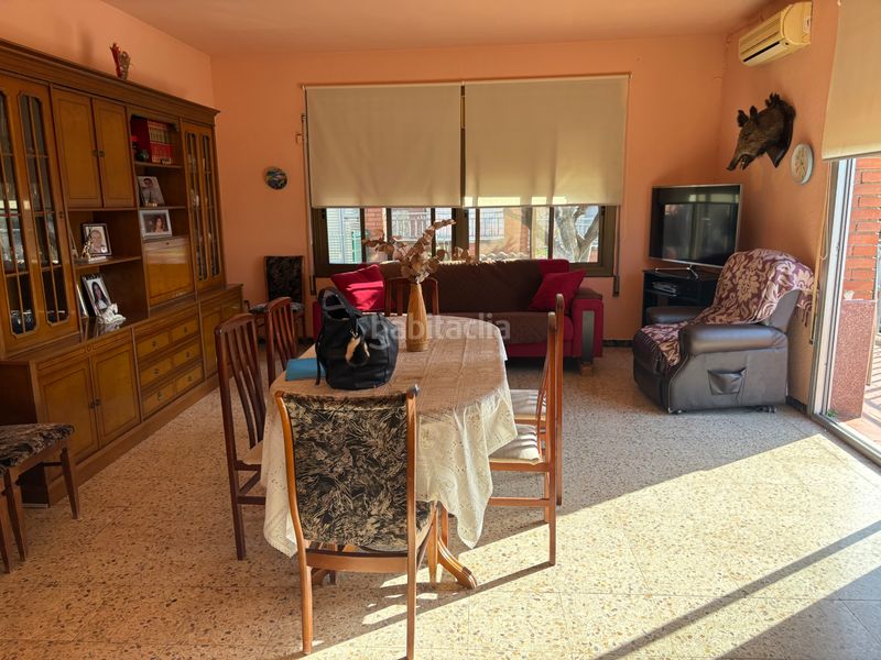 Foto c16cb1b2-937d-4f67-b1cb-4e9f2b5370dc. Casa amb xemeneia calefacció aparcament piscina a Lliçà de Vall