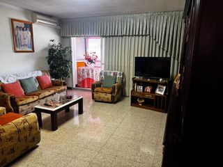 Etagenwohnung in Estació del Nord. Piso en venta en mollet del valles