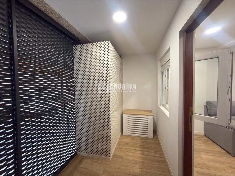 Foto 8206b780-eff9-4dfa-904a-660965e21277. Local comercial a Carmel Barcelona