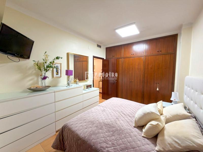 Foto 4cd91ac2-445c-4596-afdc-e0b9dea82791. Etagenwohnung mit heizung in El Camp de l´Arpa del Clot Barcelona