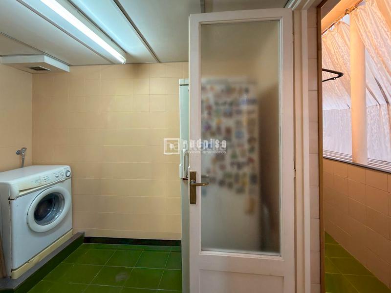 Foto a1f63781-f6c0-42c1-a81b-5c0ccc4bfd19. Etagenwohnung mit heizung in El Camp de l´Arpa del Clot Barcelona