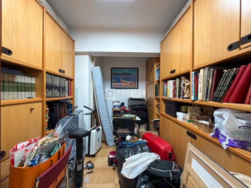 Foto ba26a6a8-5a01-410a-9f35-7c4677ce51fd. Etagenwohnung mit heizung in El Camp de l´Arpa del Clot Barcelona