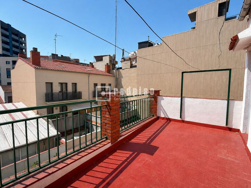 Foto 43b90745-ff8d-450b-85b7-99b75a22aee6. Edifici a Centre Badalona