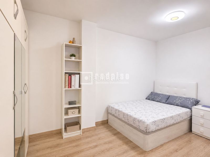 Foto ba93f03c-096d-4449-9815-a885fc9ab523. Pis amb calefacció aparcament a Sagrada Família Barcelona