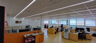 Bâtiment à usage industriel à Cabrera de Mar. Nave alquilada rentabilidad 7%