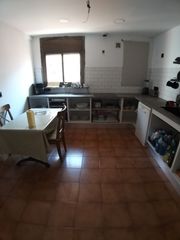 Pis a Els Molins. Bloque de tan solo dos vecinos