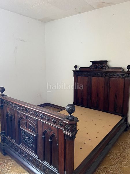 Foto f9828baf-3b53-48b5-a521-e5f661f5bf11. Casa adossada amb xemeneia a Els Molins Mataró