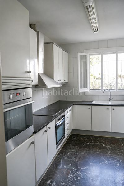 Foto 8e6b5298-3408-40fe-8afa-73f6b6d1bb52. Semi detached house with fireplace heating parking pool in Sant Andreu de Llavaneres