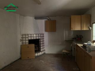 Masia a La Coca-La Nia-Vistahermosa. Casa pueblo en venta en la nía.