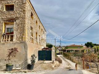 Masia en Pedanas Oeste. Casa de campo en venta en aspe.