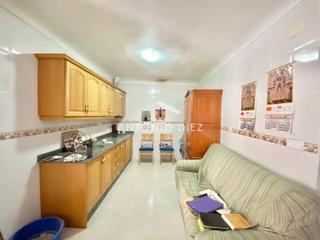 Casa a Centro. Casa en venta en aspe, 5 dormitorios.
