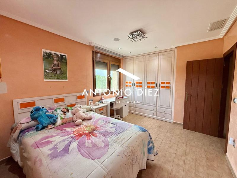 Foto 9a361122-3a0d-4ed1-93ef-384508158487. Chalet avec parking dans Pedanías Oeste Aspe