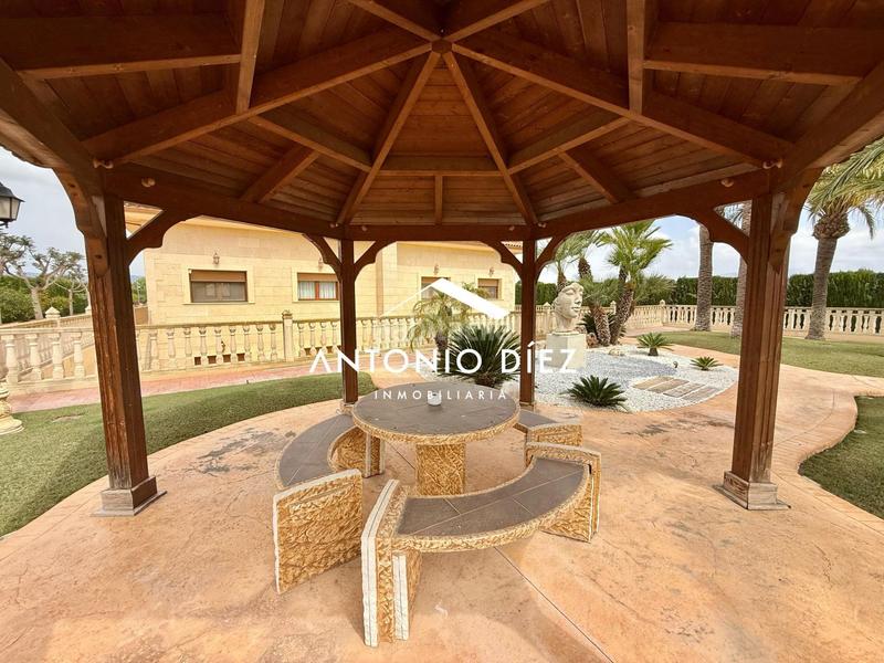 Foto c153e189-3604-4cc7-a244-3f0a252bee2a. Chalet avec parking dans Pedanías Oeste Aspe