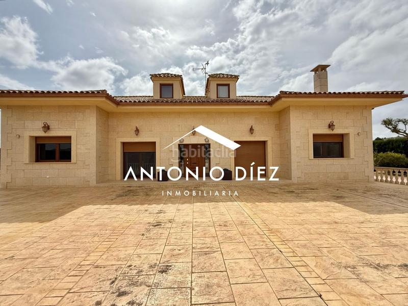 Foto db88f30e-755b-416a-9299-967a46601b4c. Chalet avec parking dans Pedanías Oeste Aspe