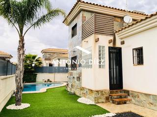 Xalet a Pedanías Oeste. Chalet en venta en alcaná, 3 dormitorios.